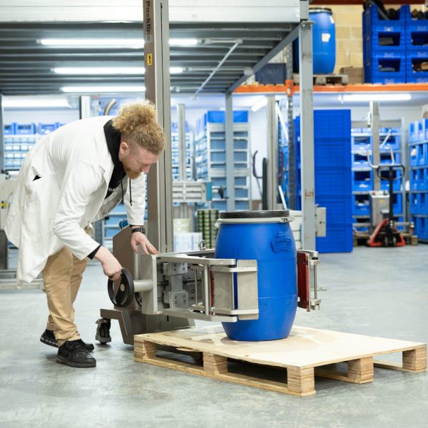 Packline  | Stainless Steel Barrel Lifter 10