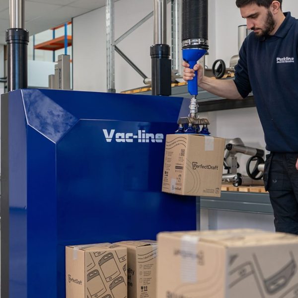 Packline  | ‘Cargo-Lift’ Mobile Vacuum Lifting 2