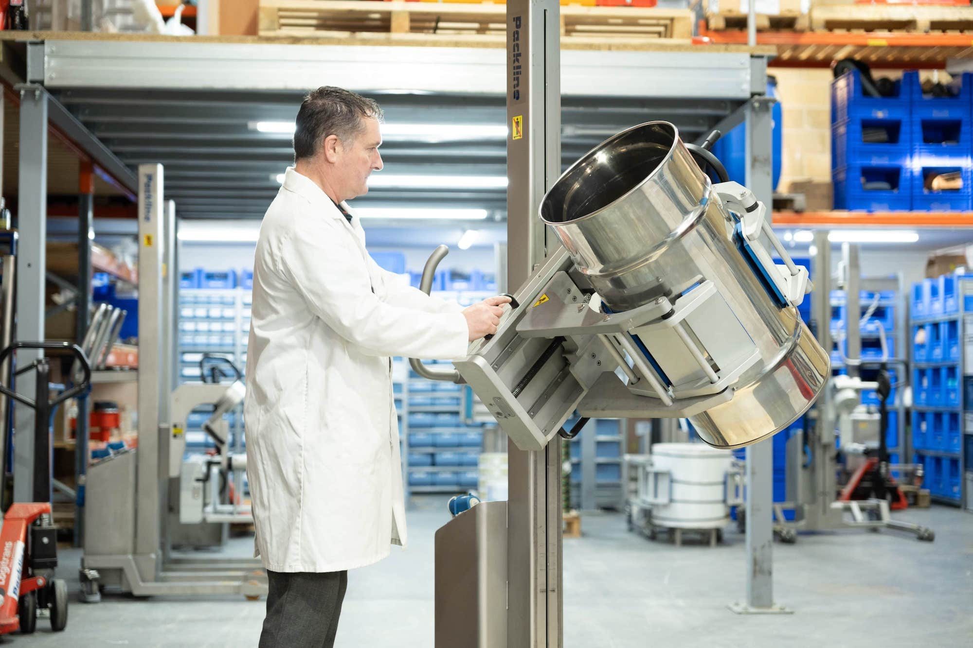 Packline  | What are the key technical considerations for stainless steel drum lifting equipment? 2