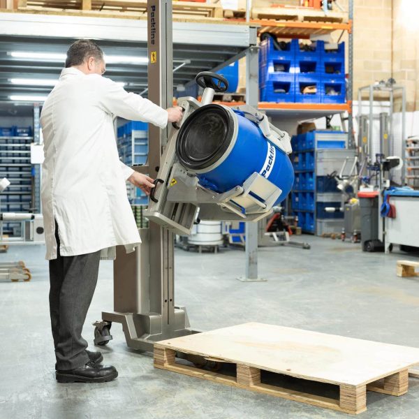 Packline  | Drum Handling Clamp Attachment – Manual Rotation 13