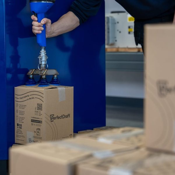 Packline  | ‘Cargo-Lift’ Mobile Vacuum Lifting 14