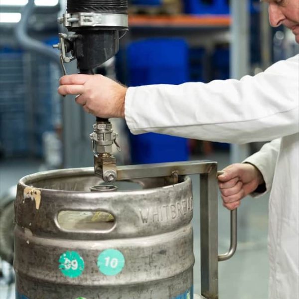 Packline  | Vacuum Lifting for Barrels and Kegs 6