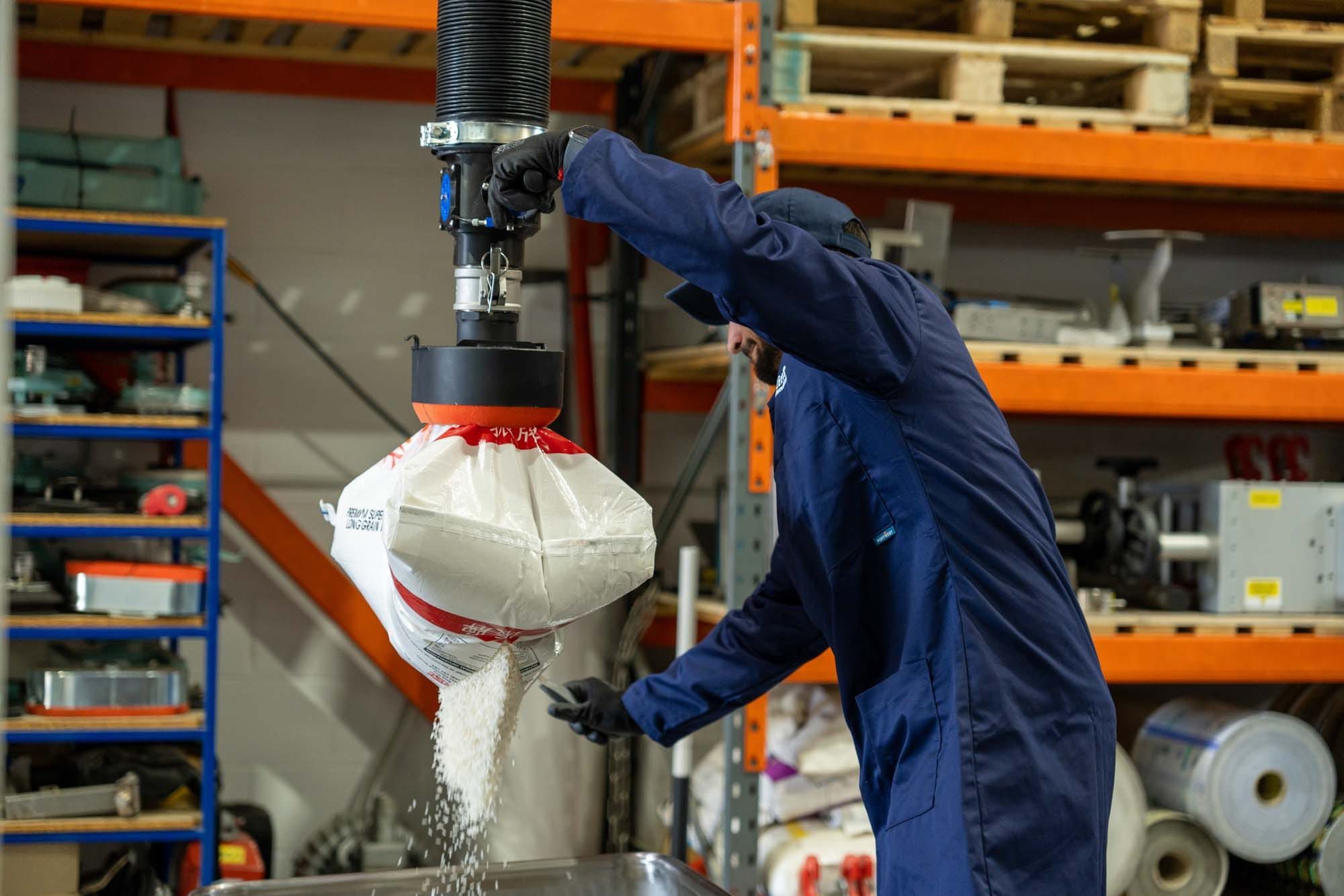 Packline  | How Does Vacuum Lifting Work? A Complete Guide for Safer, Smarter Material Handling 3