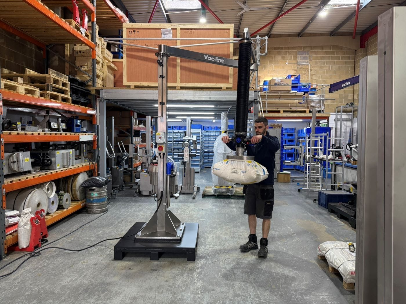 Packline  | How Can Sacks Be Handled Efficiently with a Vacuum Lifting Solution? 4
