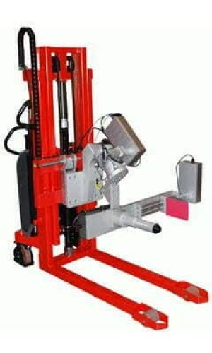 Packline  | Electric Stacker Truck with Fully Motorised Vertical Spindle 5