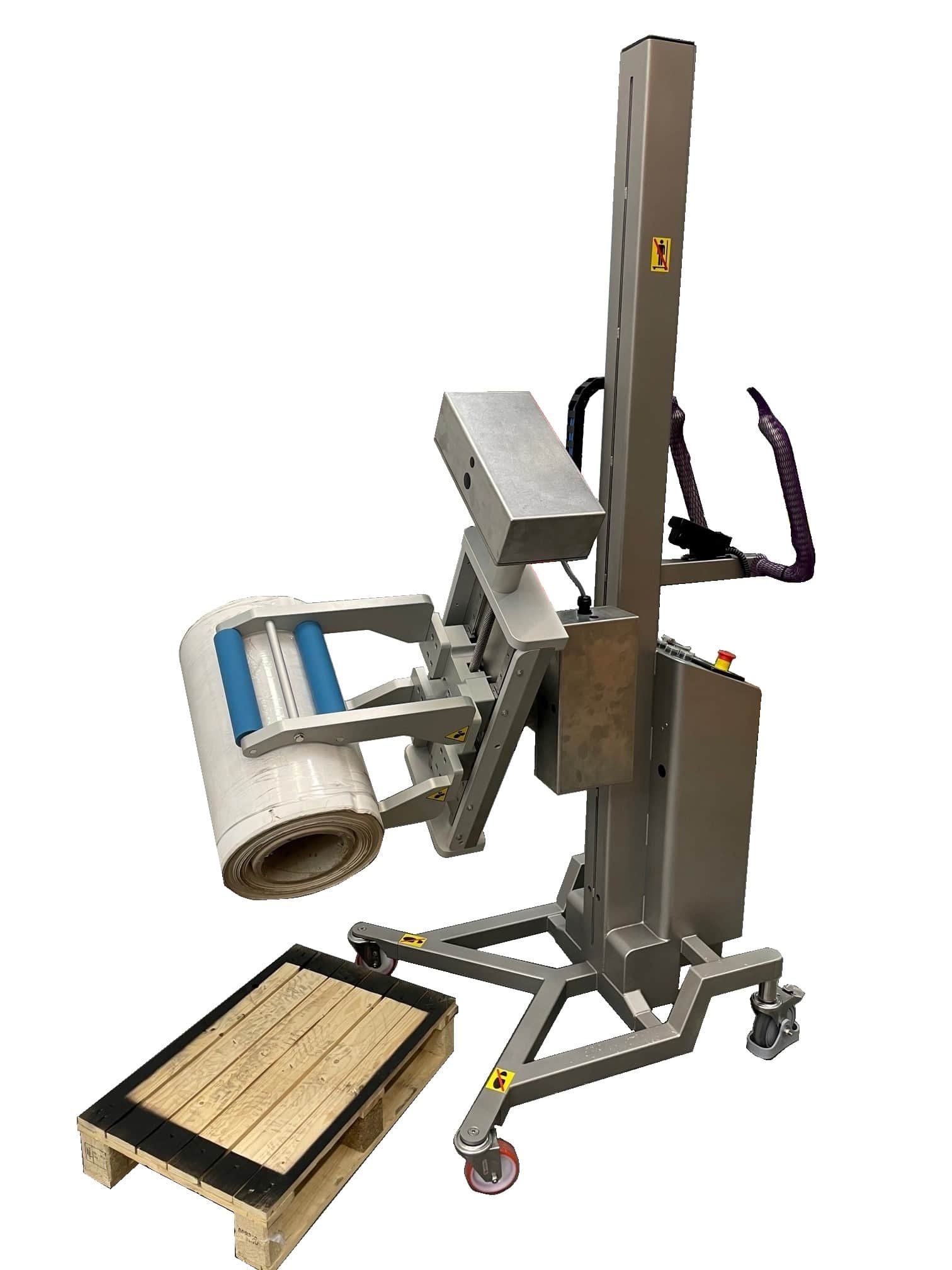 Packline  | Roll Clamp Attachment – Powered Clamping and Rotation, X-Frame Design 3