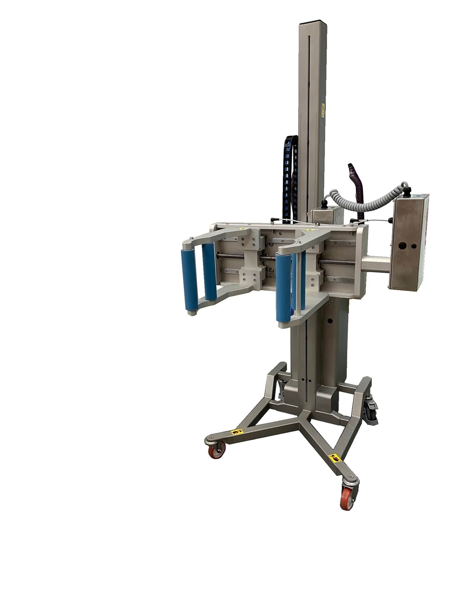 Packline  | Roll Clamp Attachment – Powered Clamping and Rotation, X-Frame Design 4