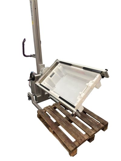 Packline  | Tote Bin Lift and Rotate 4