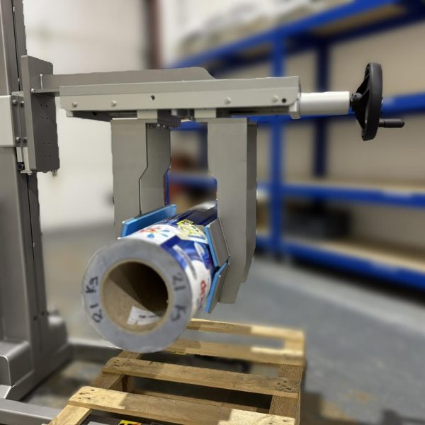 Overhead Roll Clamp Attachment