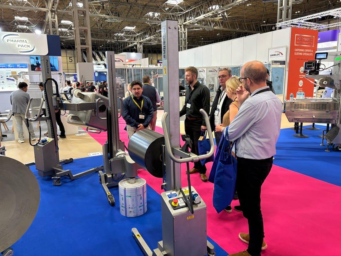 Packline  | Stainless Reel Lifter with Powered Ejection Showcased at PPMA Exhibition 4