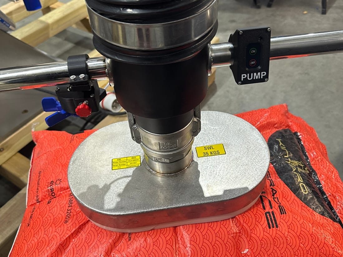 Packline  | Stainless Steel Vacuum Lifter for Handling Sacks of Food Ingredients 3